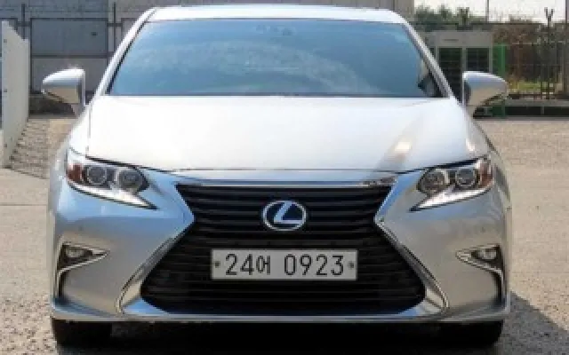 뉴ES300h 슈프림 렉서스 2015년 12월 86,250km